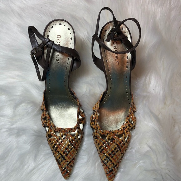 BCBGirls Woven Heels - NWOT - Picture 3 of 12